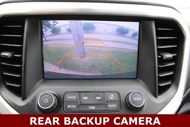 2017 GMC Acadia SLE-2