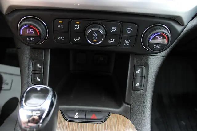 2017 GMC Acadia SLE-2