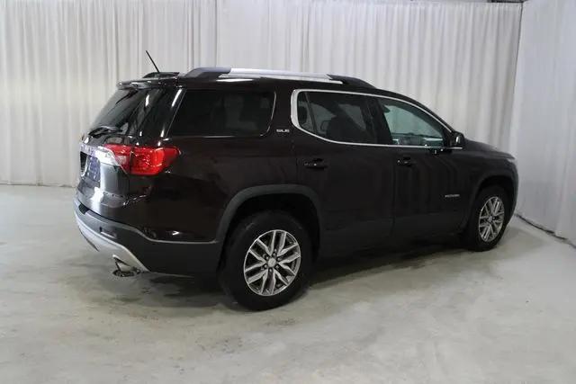 2017 GMC Acadia SLE-2