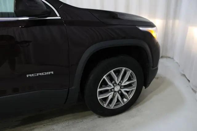 2017 GMC Acadia SLE-2