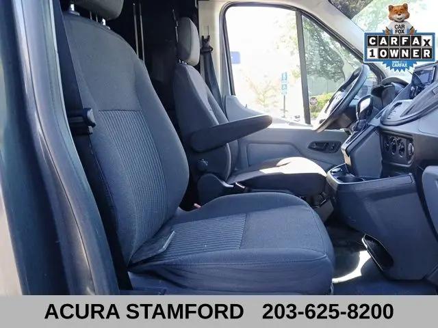 2018 Ford Transit T-250