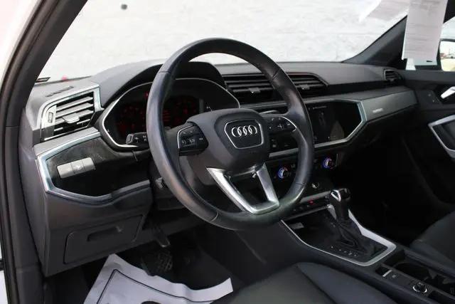 2024 Audi Q3 Premium 45 TFSI S line quattro Tiptronic