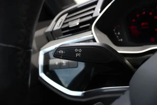 2024 Audi Q3 Premium 45 TFSI S line quattro Tiptronic