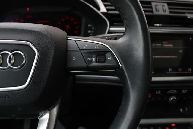 2024 Audi Q3 Premium 45 TFSI S line quattro Tiptronic