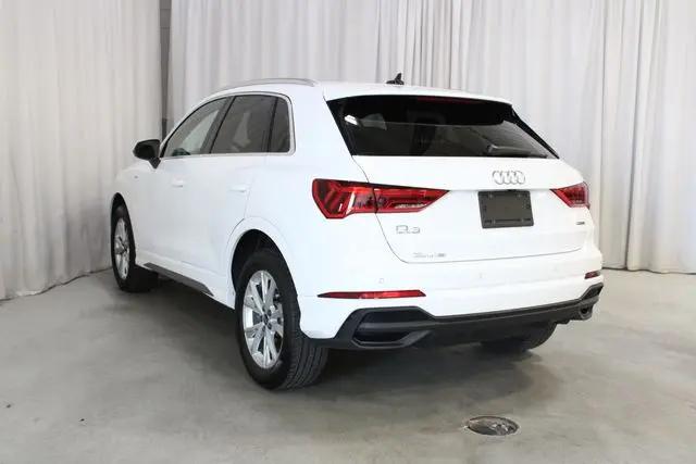 2024 Audi Q3 Premium 45 TFSI S line quattro Tiptronic
