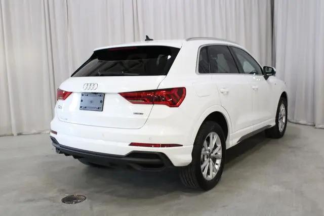 2024 Audi Q3 Premium 45 TFSI S line quattro Tiptronic