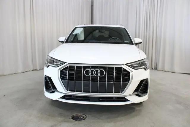 2024 Audi Q3 Premium 45 TFSI S line quattro Tiptronic