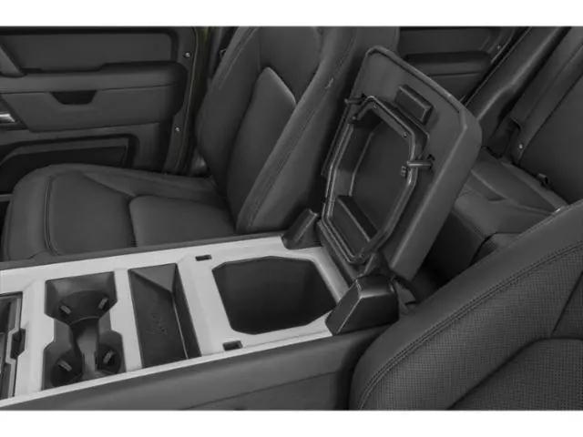 2026 Land Rover Defender P400 X-Dynamic SE