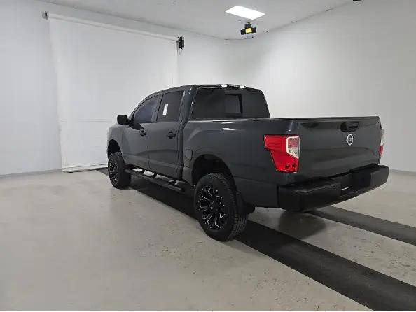 2017 Nissan Titan S
