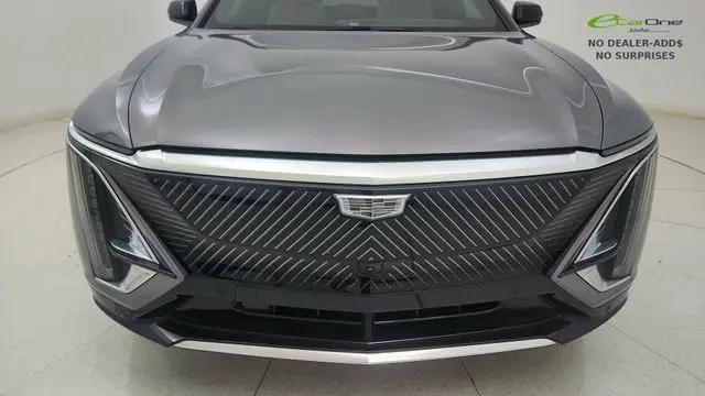 2024 Cadillac iQ Luxury w/1SE