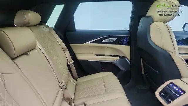 2024 Cadillac iQ Luxury w/1SE