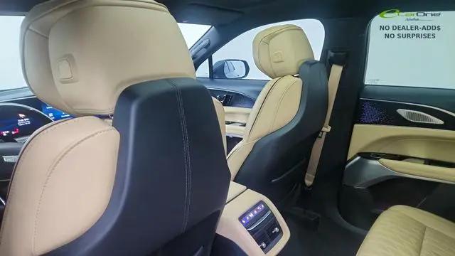 2024 Cadillac iQ Luxury w/1SE