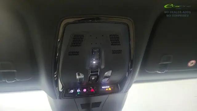 2024 Cadillac iQ Luxury w/1SE