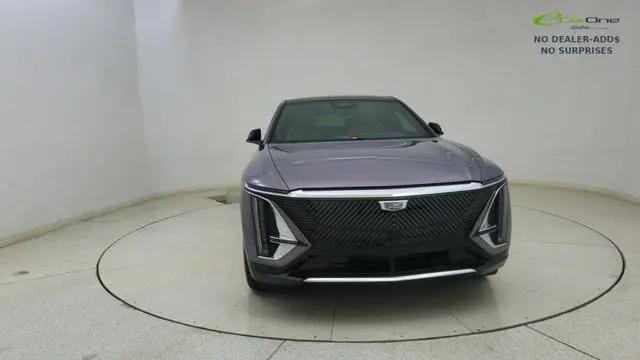 2024 Cadillac iQ Luxury w/1SE