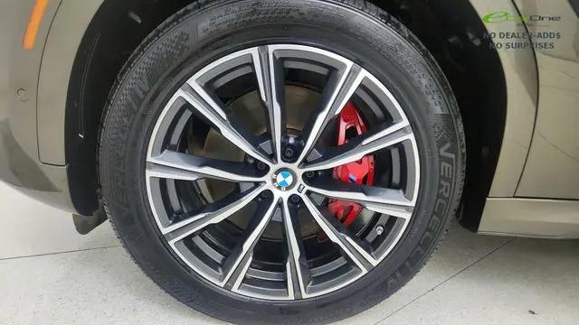 2022 BMW X6 xDrive40i