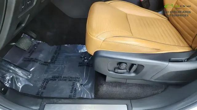 2019 Land Rover Discovery HSE LUXURY