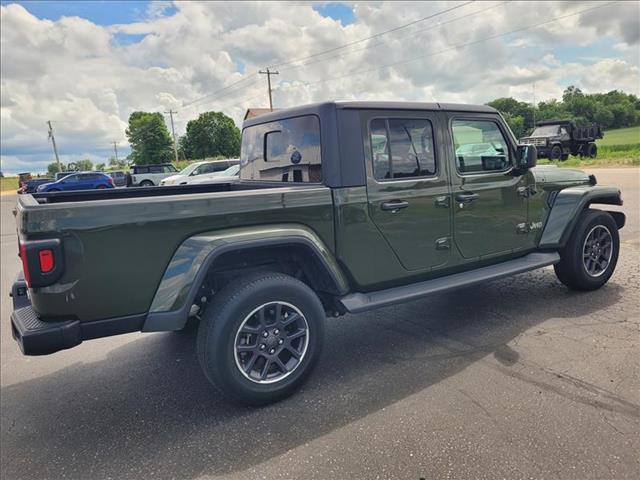 2022 Jeep Gladiator Overland