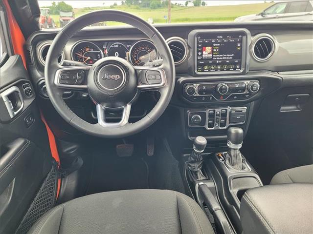 2023 Jeep Wrangler 4-Door Sahara