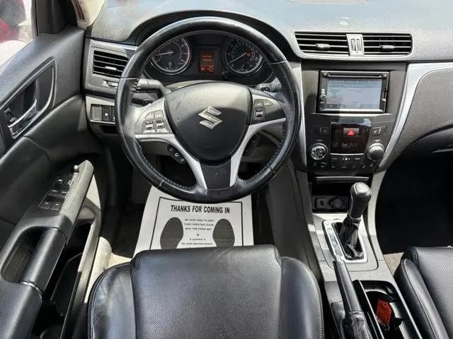 2013 Suzuki Kizashi Sport SLS