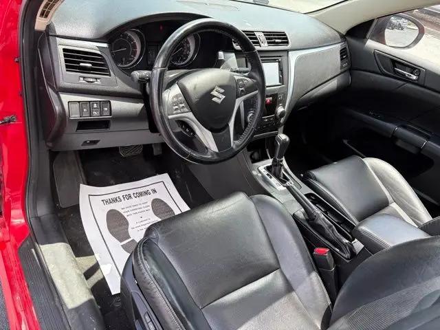 2013 Suzuki Kizashi Sport SLS