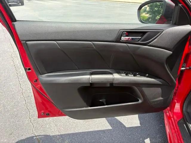 2013 Suzuki Kizashi Sport SLS