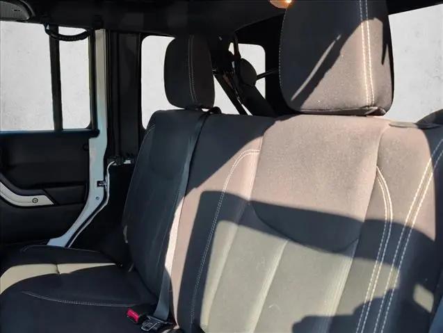 2015 Jeep Wrangler Unlimited Sahara