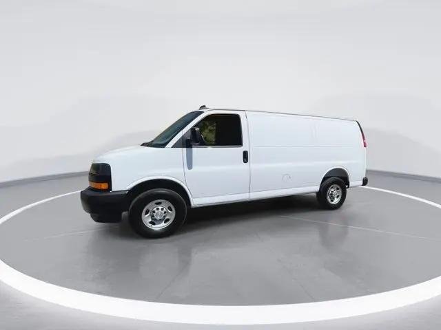 2025 Chevrolet Express Cargo Van RWD 2500 Regular Wheelbase WT
