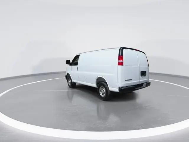 2025 Chevrolet Express Cargo Van RWD 2500 Regular Wheelbase WT