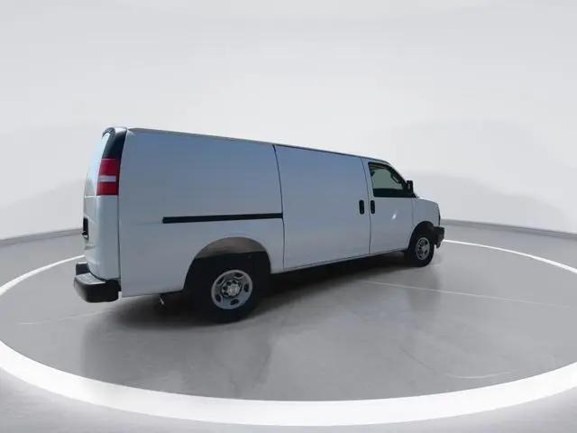 2025 Chevrolet Express Cargo Van RWD 2500 Regular Wheelbase WT