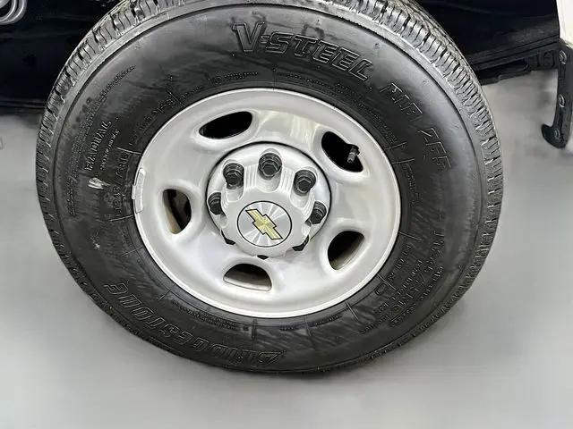 2023 Chevrolet Express Cargo Van RWD 2500 Regular Wheelbase WT