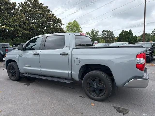 2018 Toyota Tundra SR5 5.7L V8