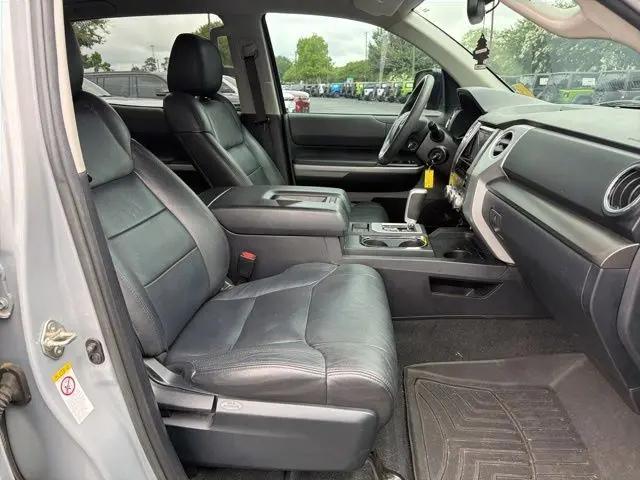 2018 Toyota Tundra SR5 5.7L V8