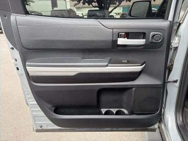 2018 Toyota Tundra SR5 5.7L V8