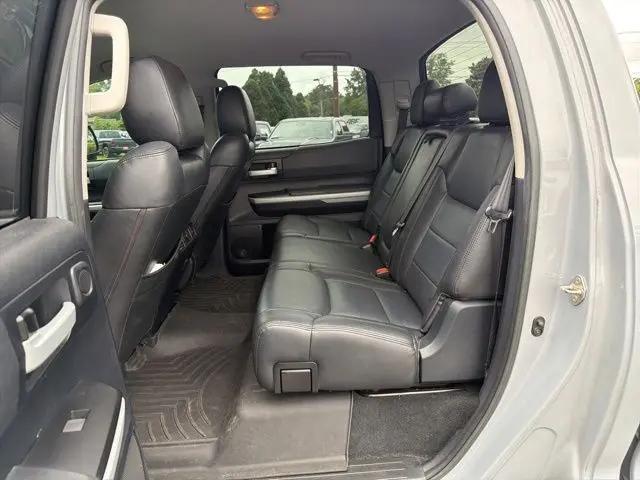 2018 Toyota Tundra SR5 5.7L V8