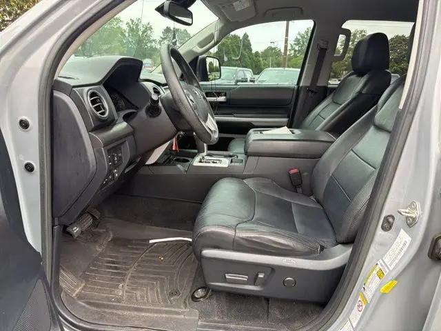 2018 Toyota Tundra SR5 5.7L V8