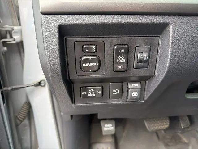 2018 Toyota Tundra SR5 5.7L V8