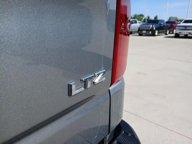 2025 Chevrolet Silverado 1500 4WD Crew Cab Short Bed LTZ