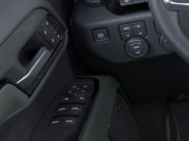 2026 Chevrolet Silverado 1500 4WD Crew Cab Short Bed ZR2