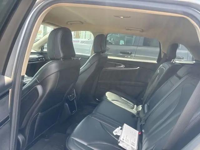 2021 Lincoln Nautilus Standard