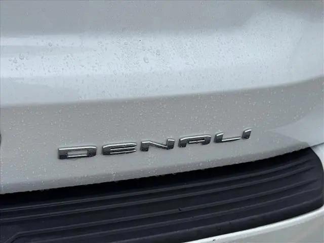 2024 GMC Yukon 4WD Denali