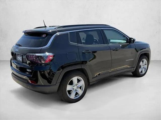 2022 Jeep Compass Latitude FWD