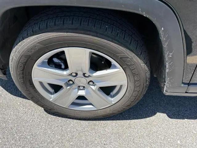 2022 Jeep Compass Latitude FWD