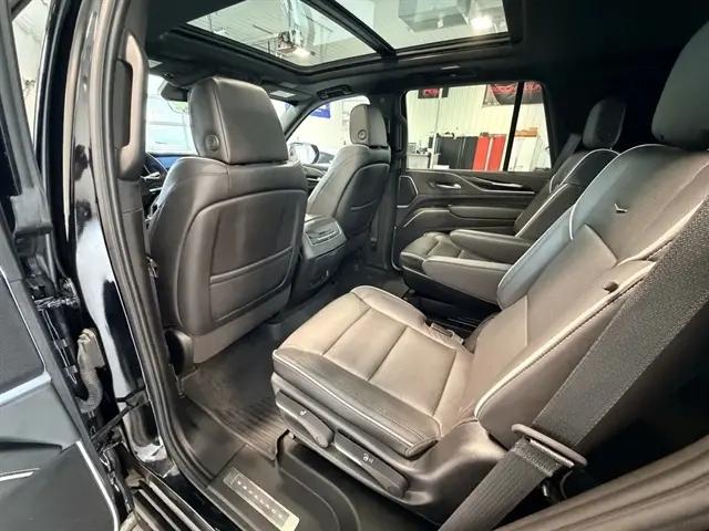 2023 Cadillac Escalade 4WD Sport
