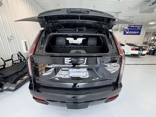 2023 Cadillac Escalade 4WD Sport