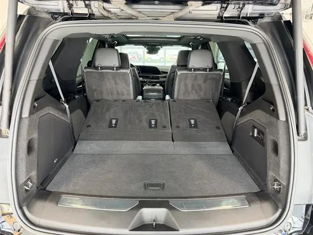 2023 Cadillac Escalade 4WD Sport
