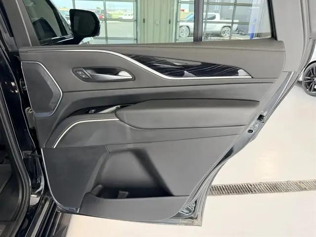 2023 Cadillac Escalade 4WD Sport