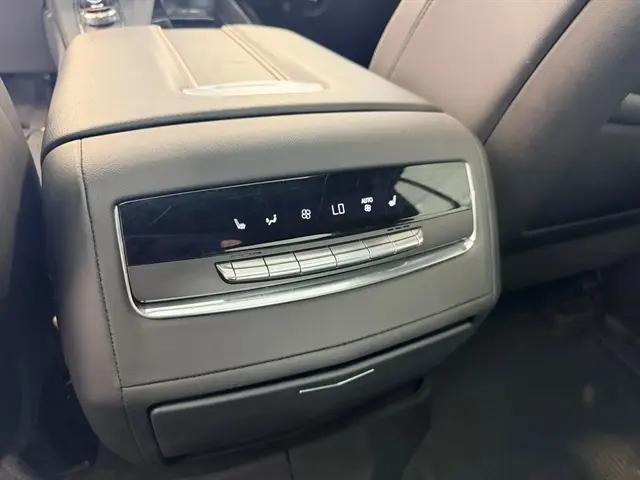 2023 Cadillac Escalade 4WD Sport