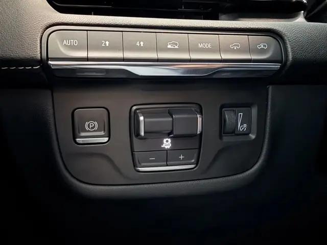 2023 Cadillac Escalade 4WD Sport