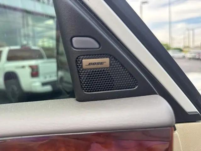 2017 INFINITI QX80 Standard