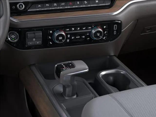 2026 GMC Sierra 1500 Crew Cab, Short Bed, SLT, 4WD